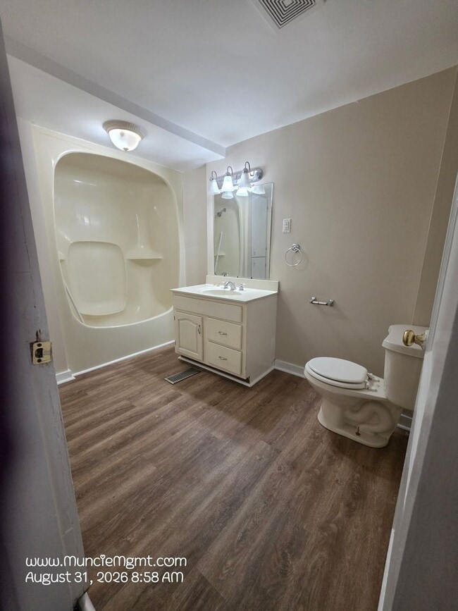 Photo - 323 S McKinley Ave