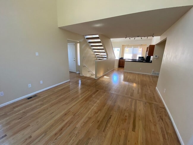 Photo - Beautiful 3 Bedroom 2 Bath Townhome Close to the Mountains!!