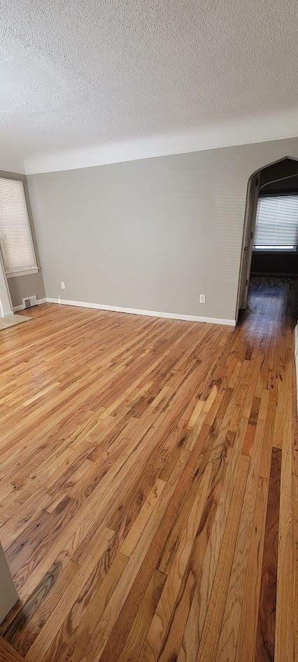 Photo - 10428 Curtis St