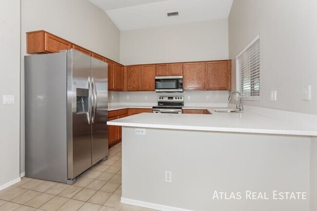 Photo - 11018 W Mountain View Dr