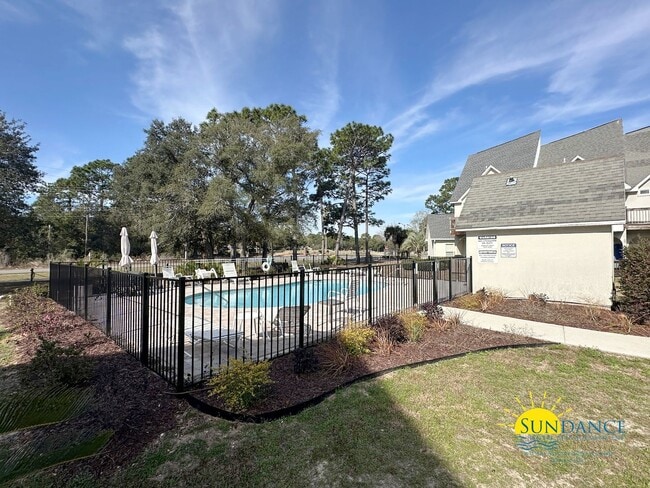 Photo - 3 Bedroom Townhome with Community Pools, Dock & Beach Access in Hidden Bay Village!