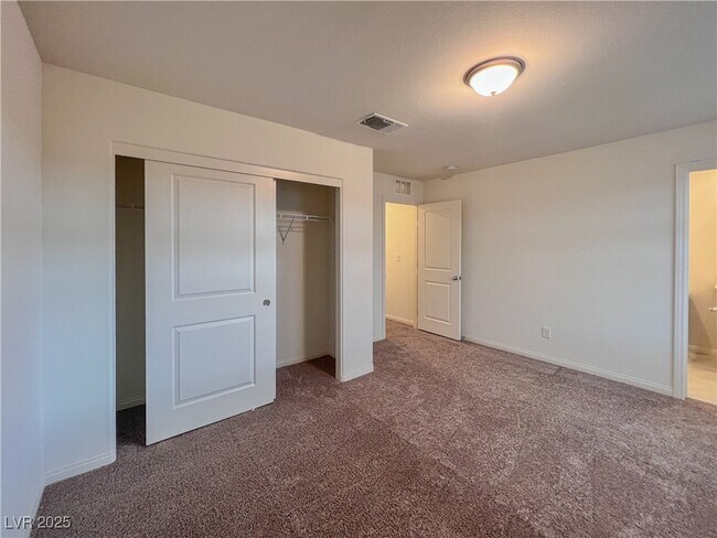 Building Photo - 7226 Saxby Ave Rental