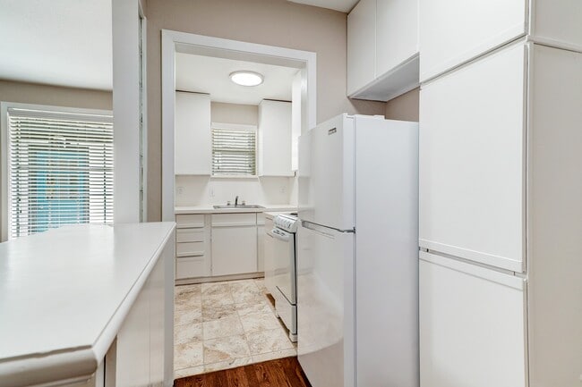 Photo - 2023 Huldy St