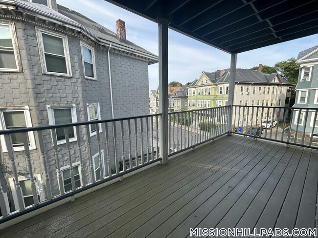 Photo - 81 Hillside St Unidad 2