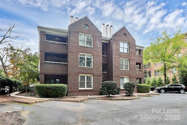 Photo - 2220 Roswell Ave Unit A