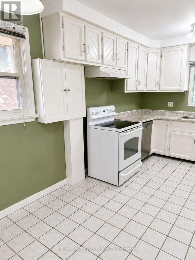 Photo - 266 Napier St