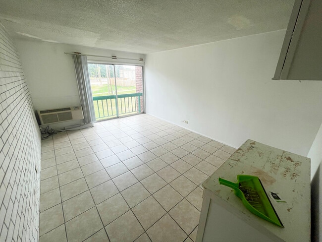 Naples Apartments - Naples Apartments