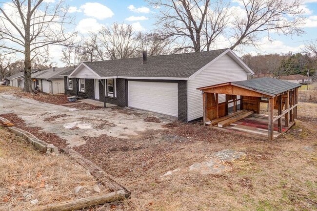 Photo - 1717 N 16th St