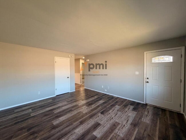 Photo - 5469 Aspen Ave