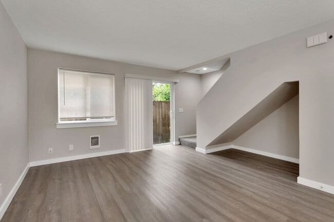 242 SE 106th Ave Unit A