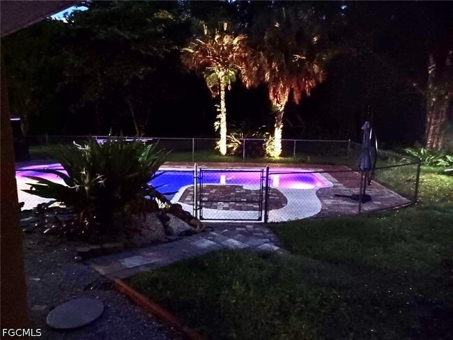 Photo - 740 19th St SW