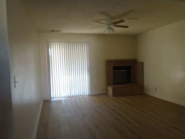 Photo - SW BAKERSFIELD--WON'T LAST LONG !