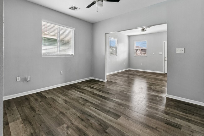 Photo - 3540 Clermont Dr