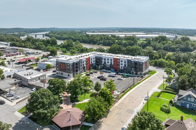 Aerial - 120 On Oak Luxury Apartments