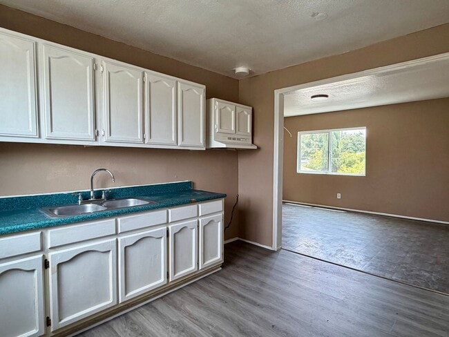 Photo - 345 E 83rd St Unidad C