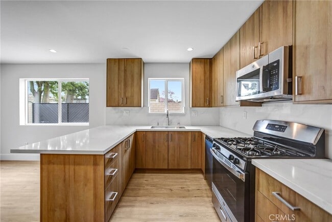 Building Photo - 20738 Bryant St Unit 20738 Rental