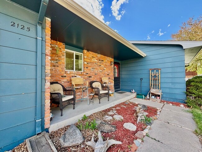 Photo - 3 bed, 2.5 Bath House in Central-West Fort Collins! Available July 10th!