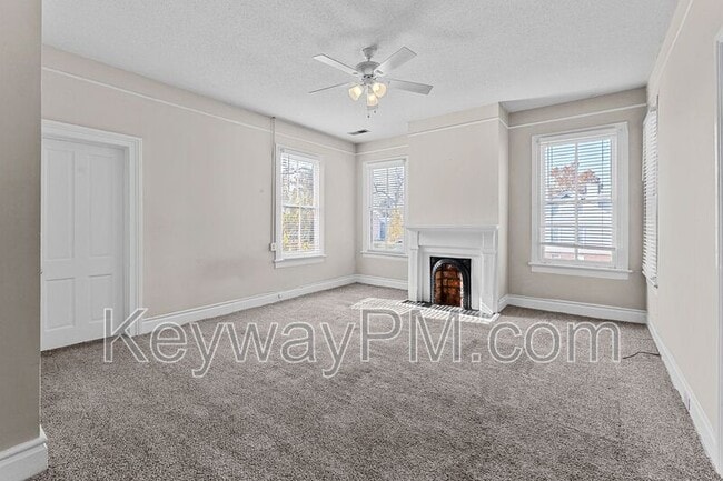 Photo - 320 Telfair St