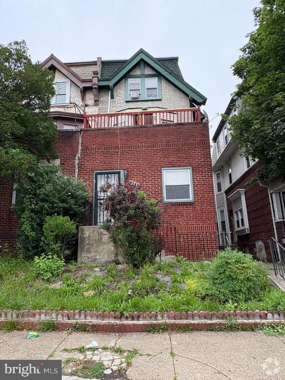 Building Photo - 4617 N Broad St Rental