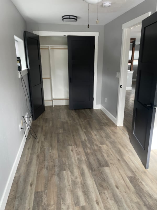 Photo - 165 S 7th St