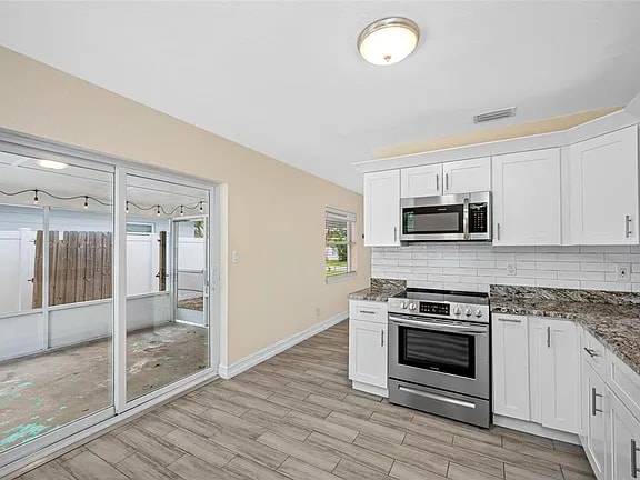 Photo - 1113 53rd St S