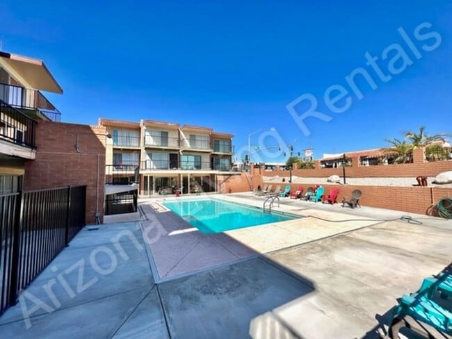 Photo - DOWNTOWN LAKEVIEW CONDO
