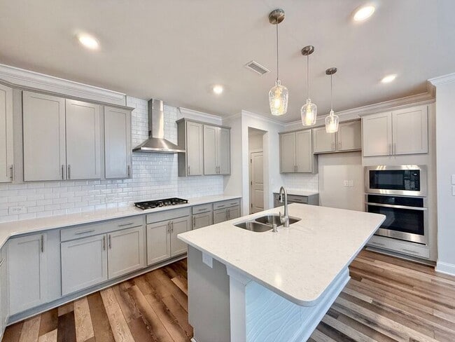 Photo - 1120 Copper Beech Ln