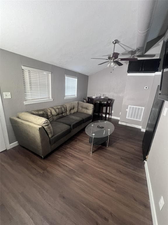 Photo - 1000 E 53rd St