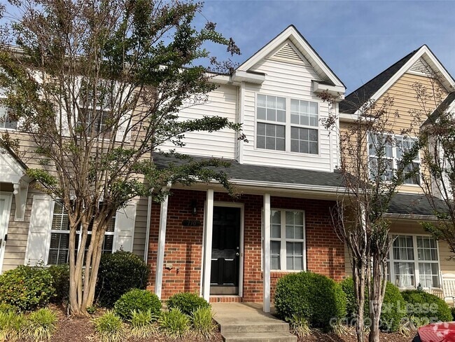 Building Photo - 130 Mangum Cir Rental