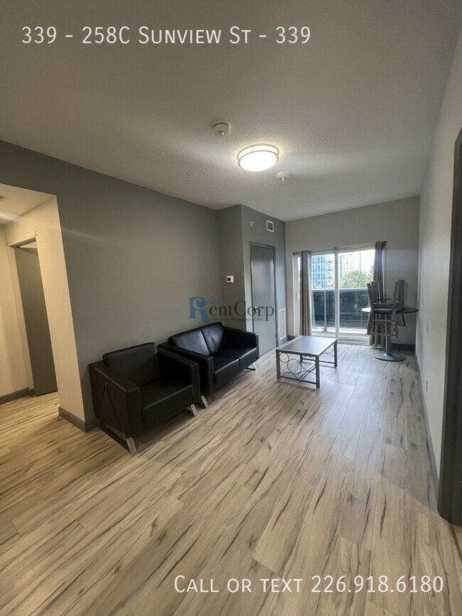 Photo - 258C-258C Sunview St