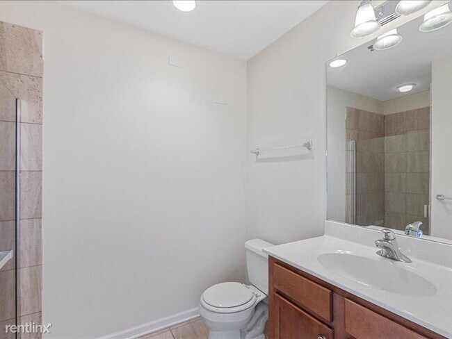 Photo - 2 br, 2 bath Condo - 828 W Grace St