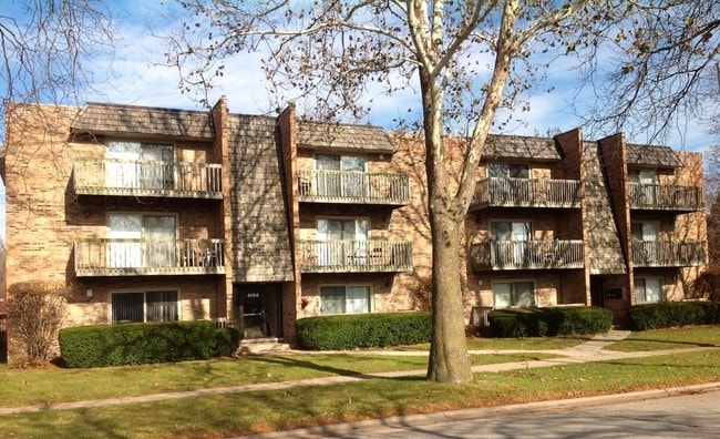 4140 4144 lindenwood dr apartments for rent in matteson il forrent com