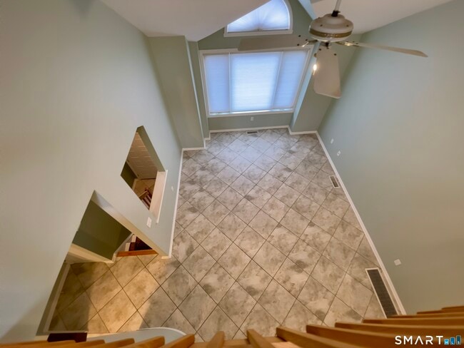 Photo - 65 Sandpiper Crescent Unit 65