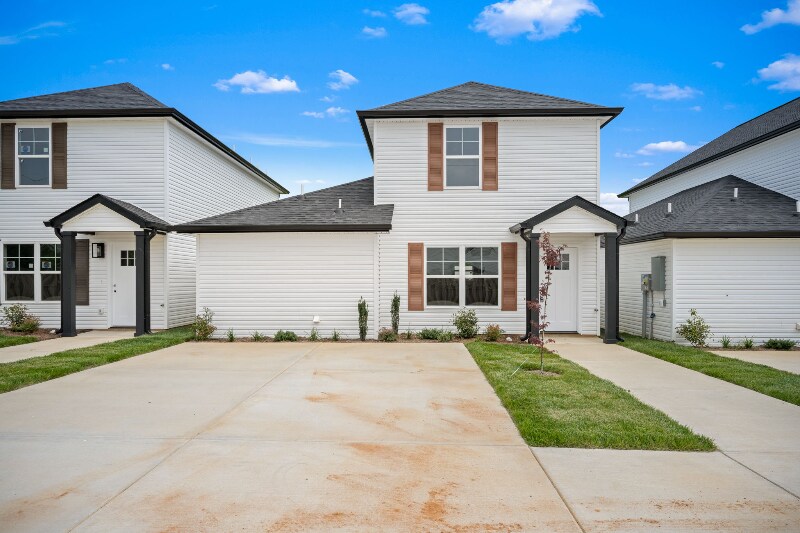Photo - 121 Mullican St