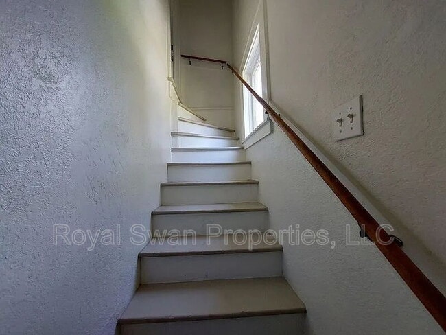 Photo - 515 McRorie St