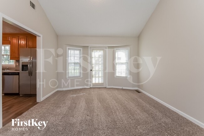 Photo - 5029 Shelley Ct NE