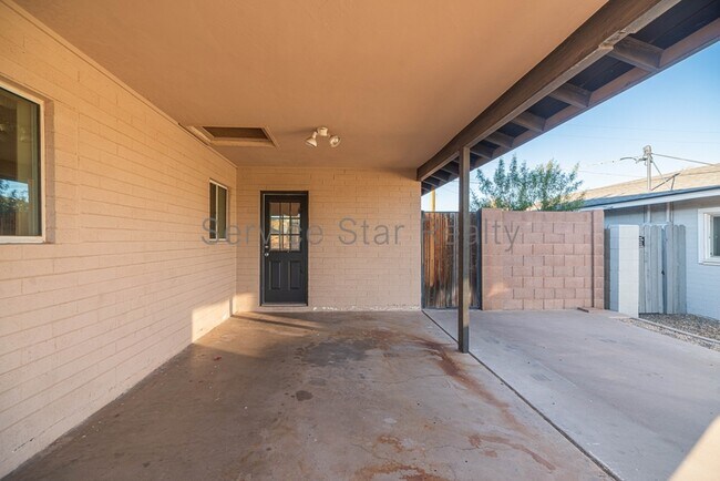 Photo - 6626 E Palm Ln