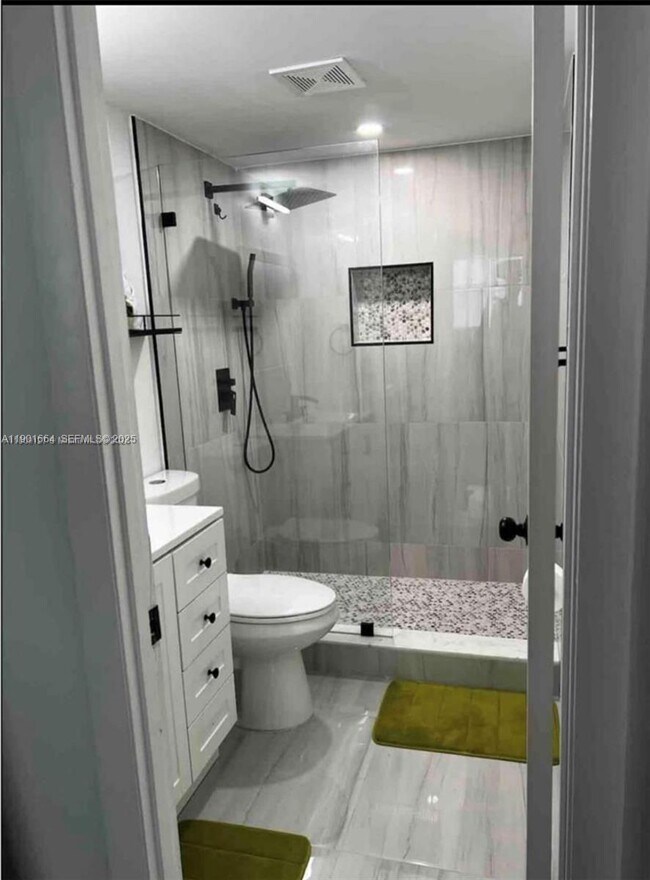 Photo - 700 NW 214th St Unit 719