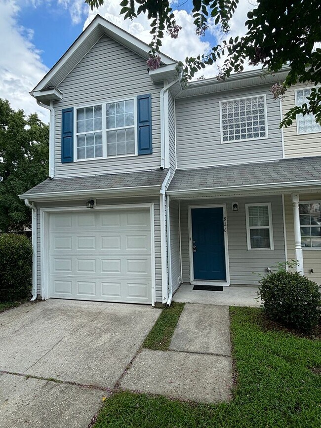 Photo - Wonderful, 3 Bedroom 2.5 Bathroom Townhome...