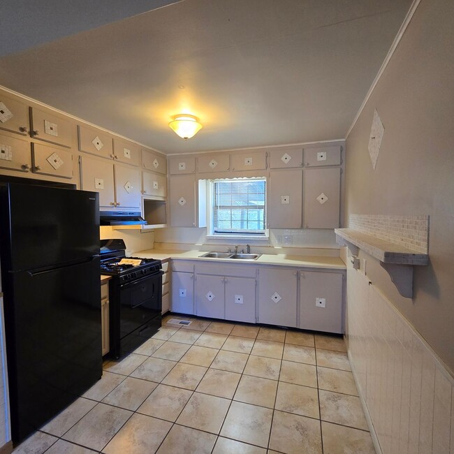 Photo - AVAILABLE NOW! 3 Bedroom 2 Bathroom in Batesville Near the Fairgrounds