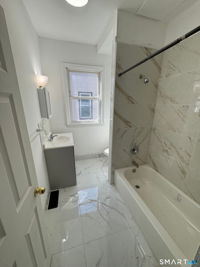 Photo - 107 Fremont St Unit 1A