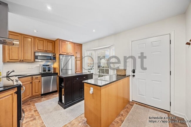 Photo - 1183 N Vernon St