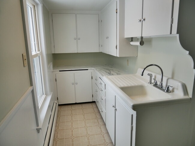 Photo - 134 Knox St Unit 1