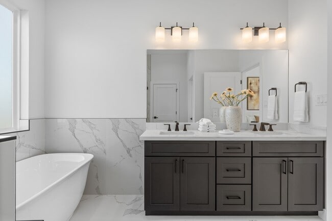 Photo - 8706 Ojeman Villas Dr