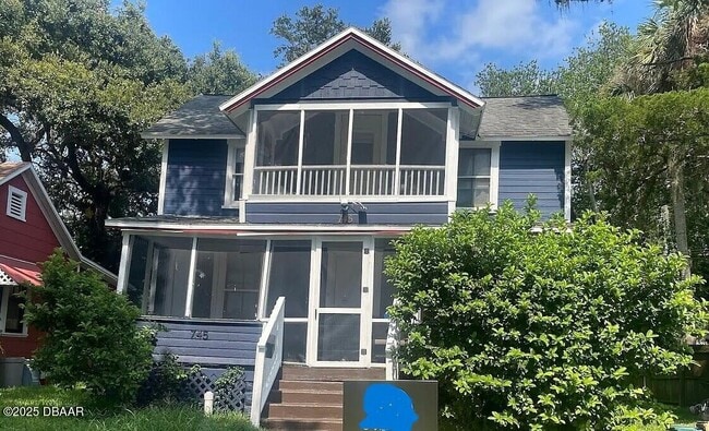 Building Photo - 745 S Palmetto Ave