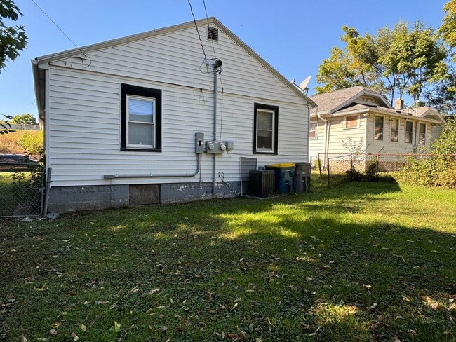 Photo - 2617 Shriver Ave Unit 2617