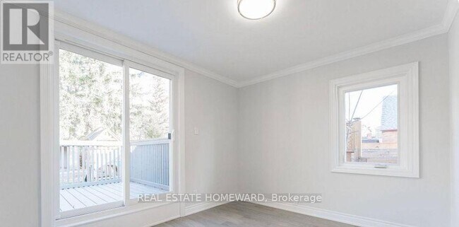 Photo - 33 Ellington Dr