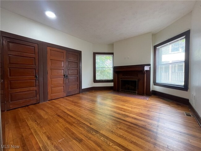 Photo - 1848 E 89th St Unit 102