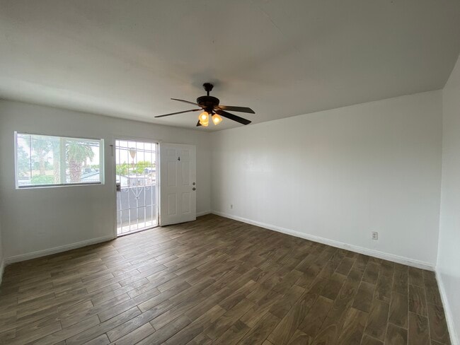 Photo - 1300 N 22nd St Unit 4