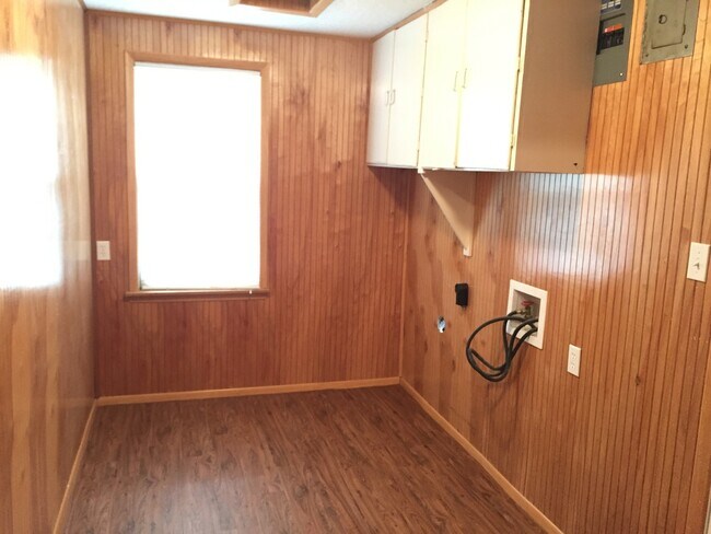 Photo - Pre-Leasing - Traditional Home in Tech Terrace near J&B Coffee!